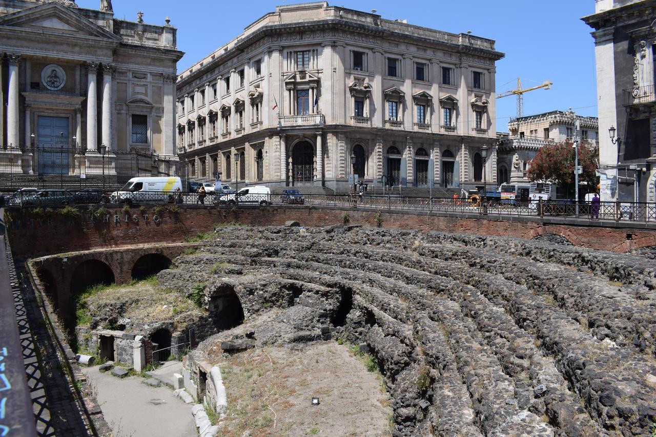 Il Cortiletto Di Piazza Verga CTA Exterior foto