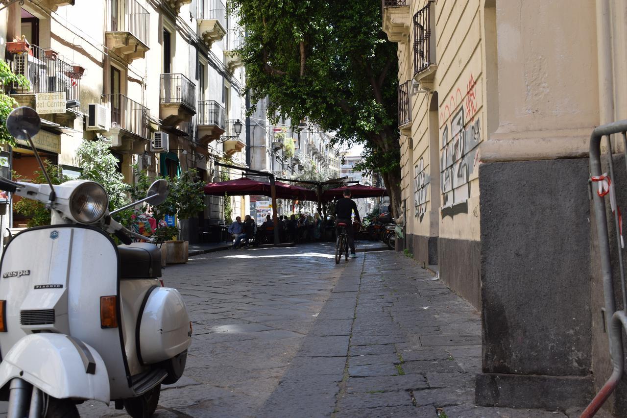 Il Cortiletto Di Piazza Verga CTA Exterior foto